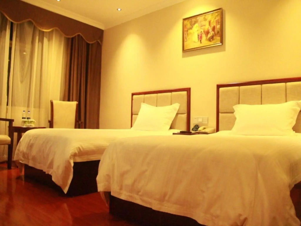GreenTree Inn Guangzhou Chimelong Paradise Yuangang Metro Station Hotel