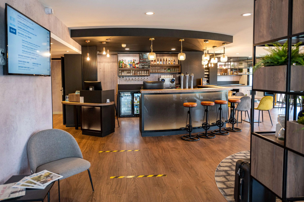 Kyriad Hotel Laval