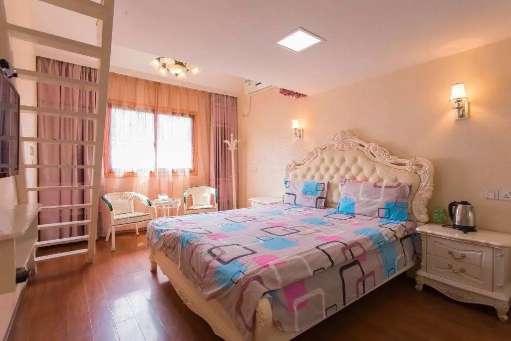 Leisure Beautiful House
