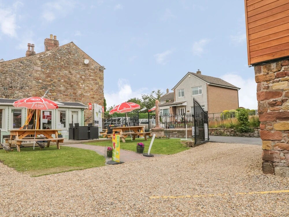 Dandy Lodge