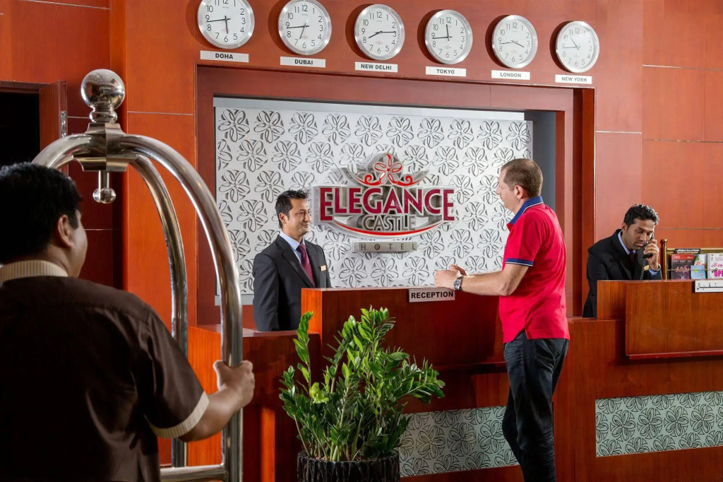 Elegance Castle Hotel