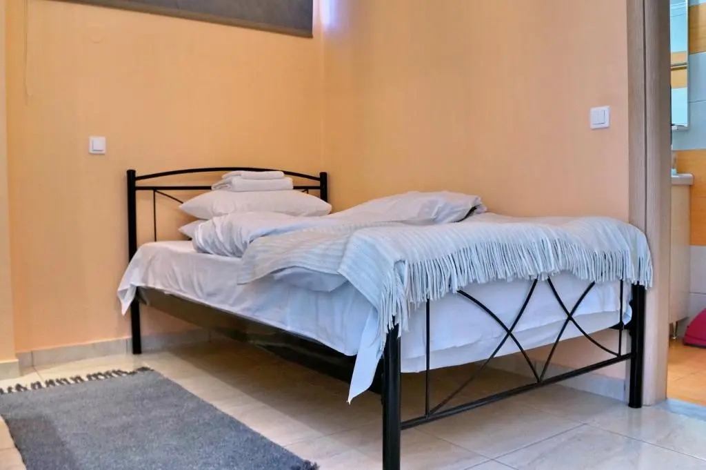 Aroma Rent House 2