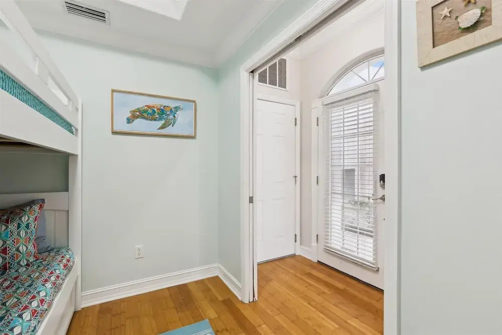 Beachside Bliss: 3BR Coastal Condo w/ Pools & Patio in St. Augustine