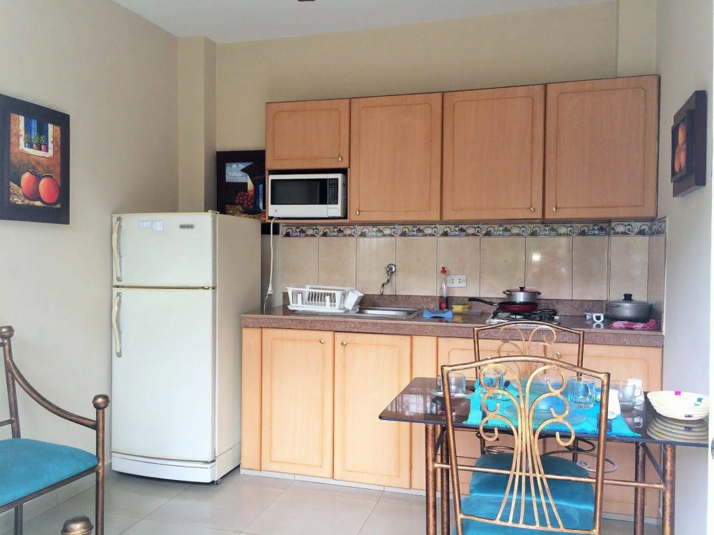 El Patio Suites