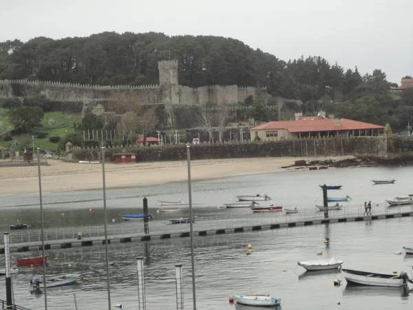Hotel Cais
