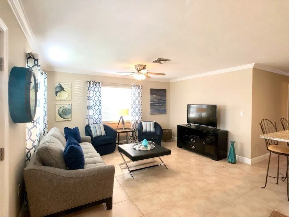 Serenity By The Shore - 3 Br Home