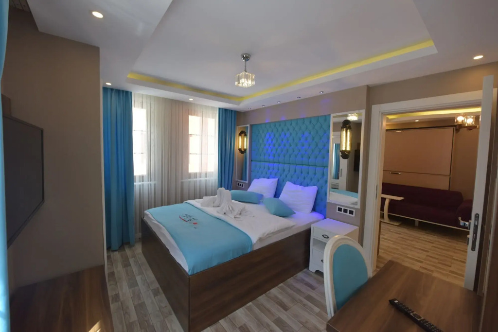 Hayat Rose Hotel