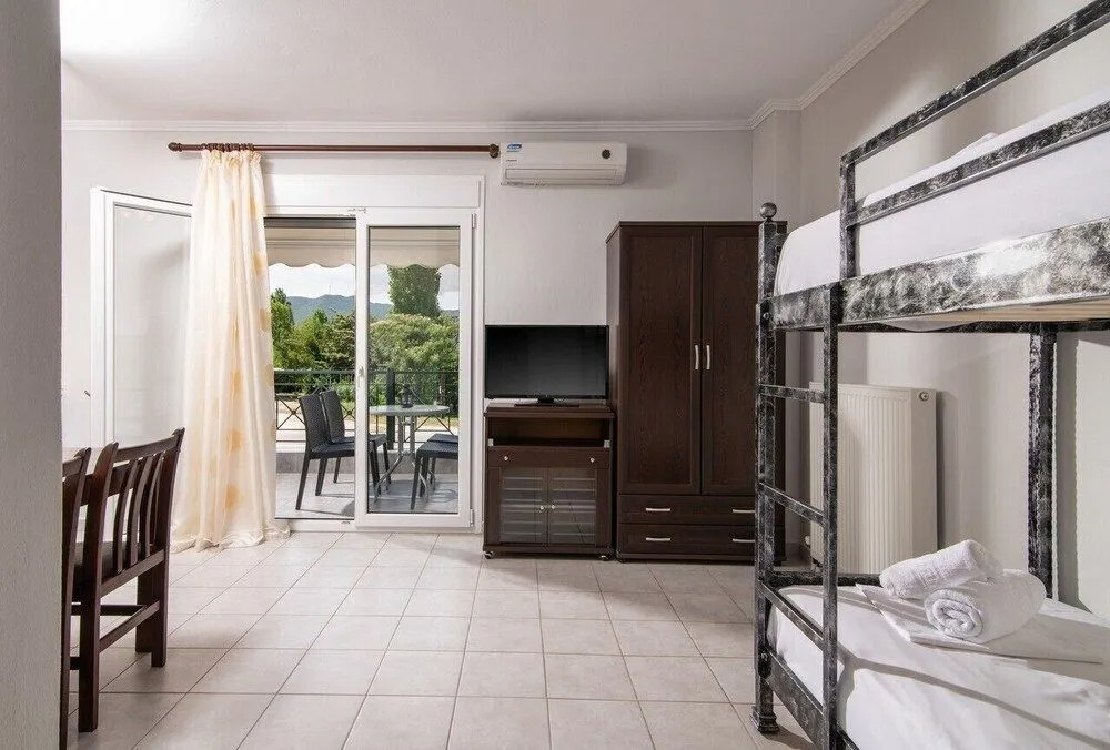 A Ponte Studios & Apartments