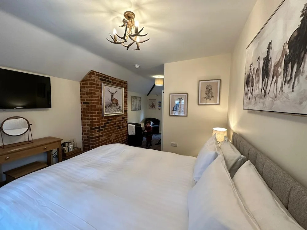 The New Forest Inn