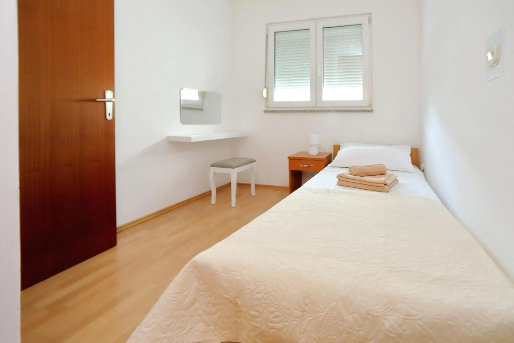 Pepi Apartments 2