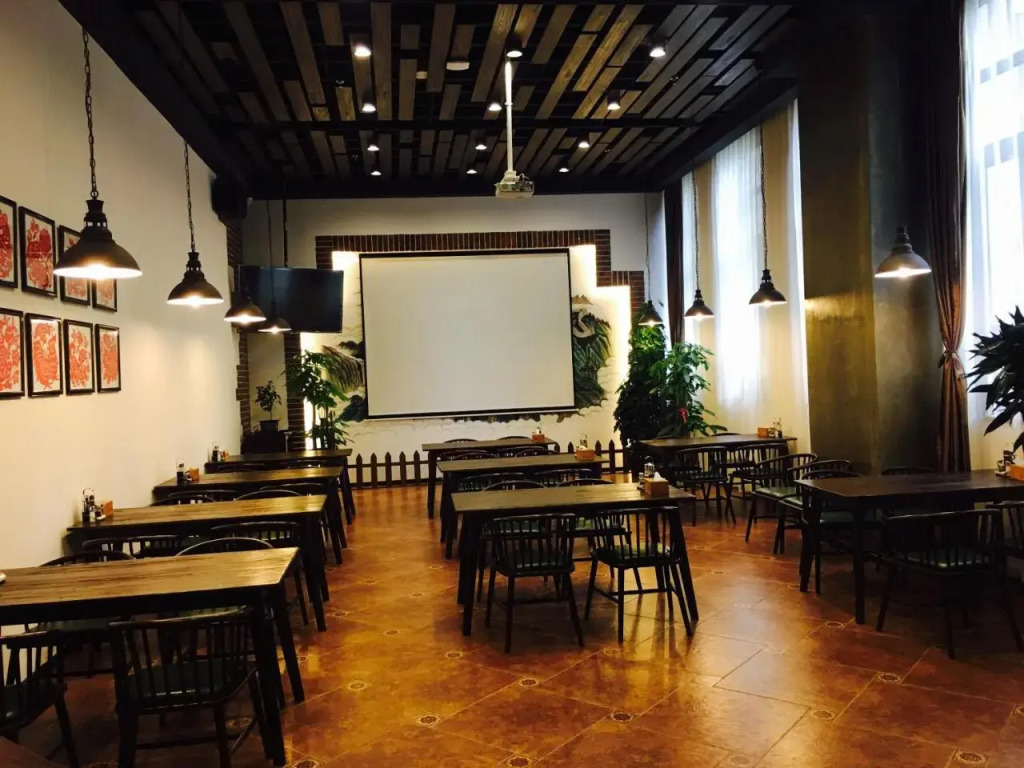Nostalgia Hotel Zhangjiakou Wuyi Street