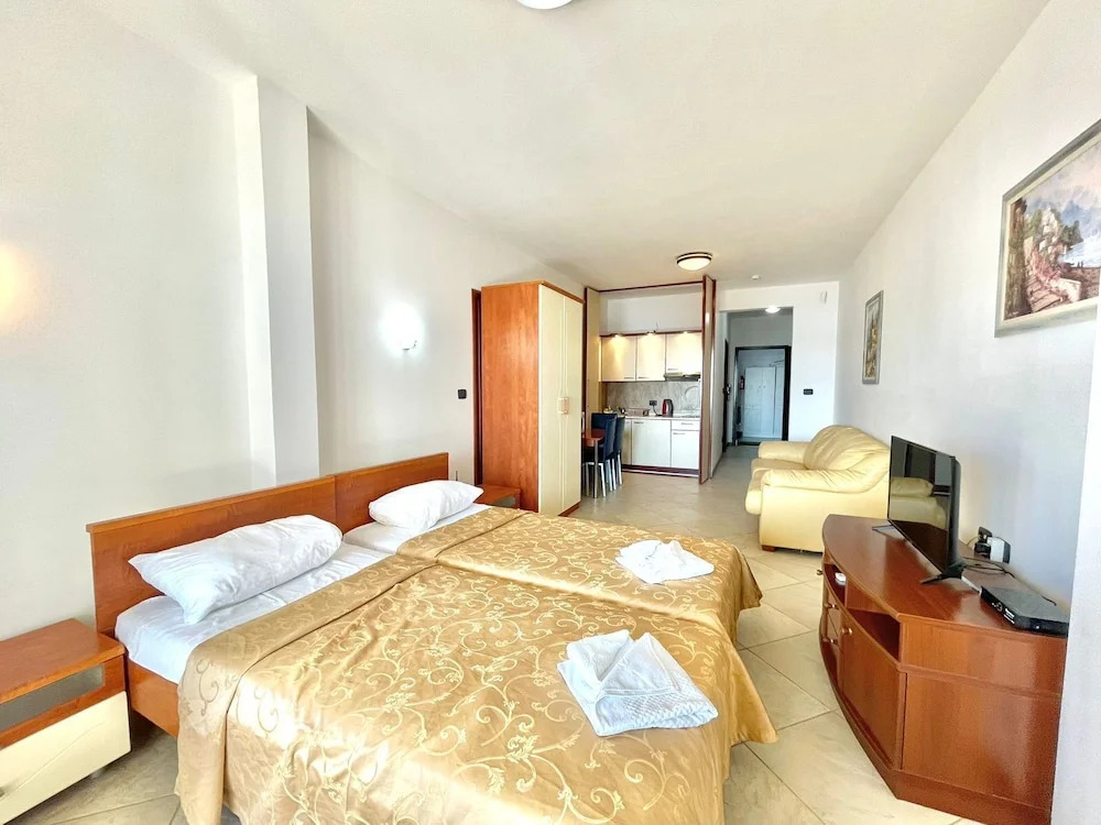 Sea view Apartments Rafailovici