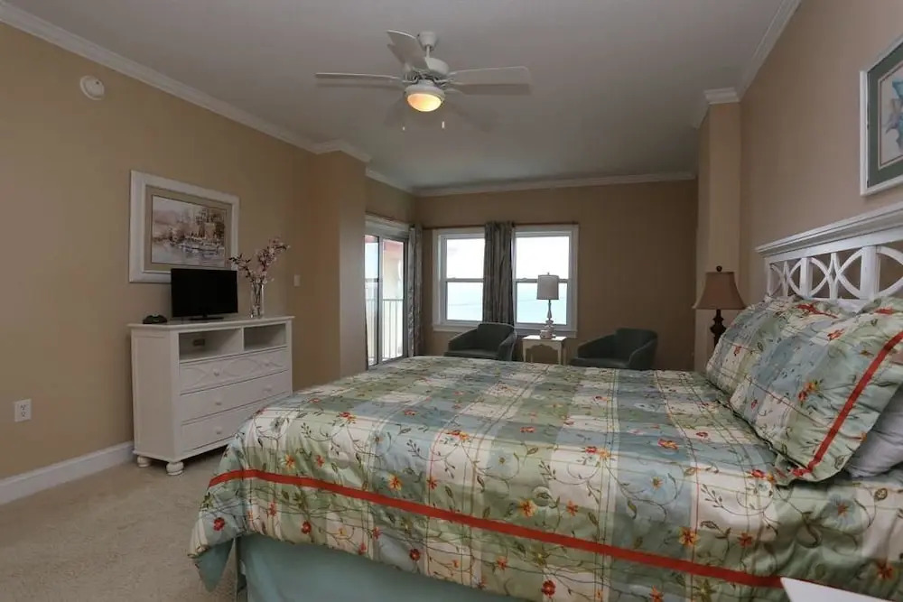 Paradise Shores 406 Apartment 2 Bedroom