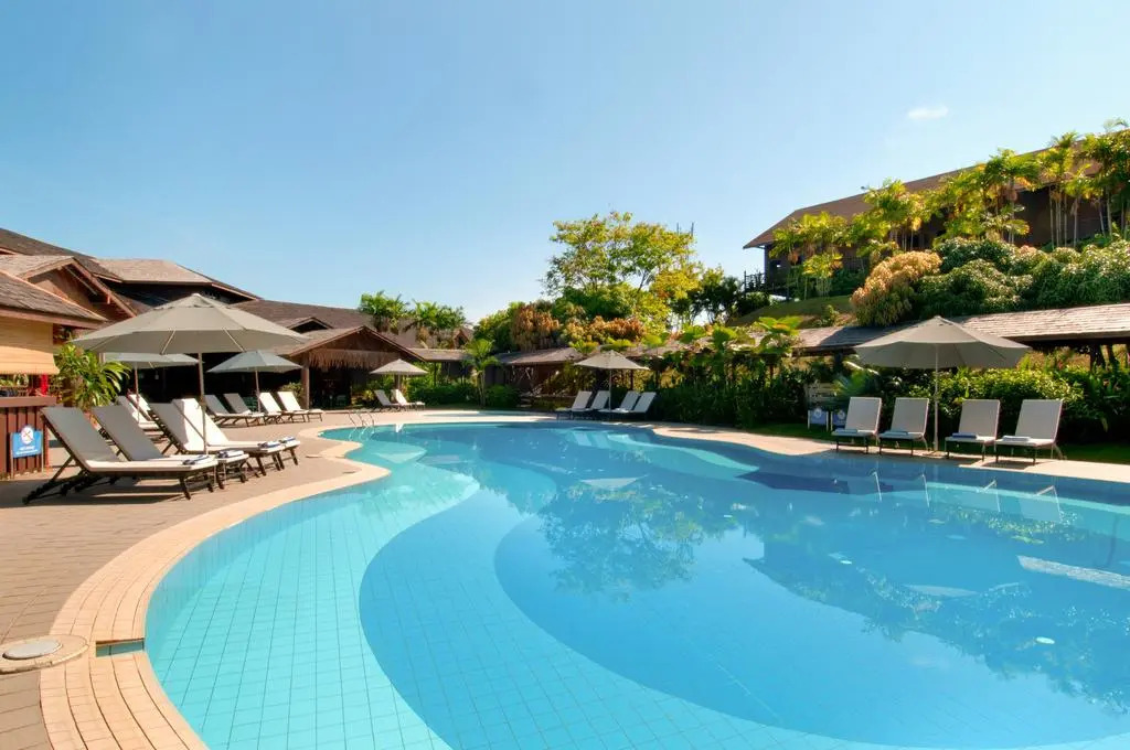 Hotel Longhouse