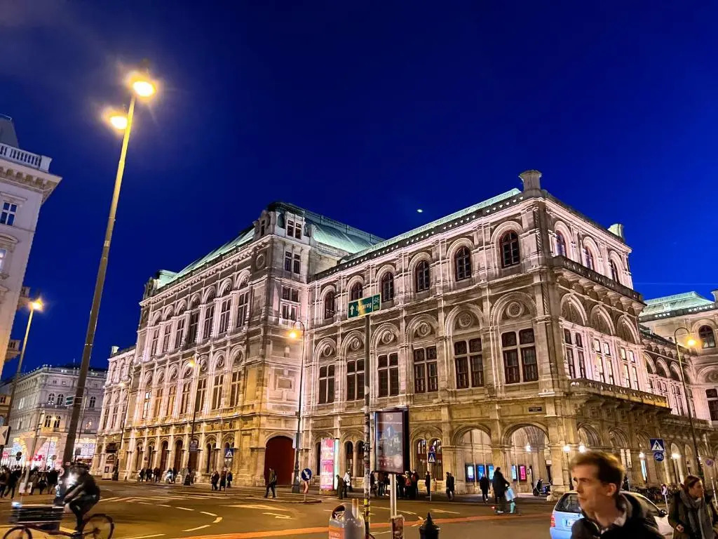 Vienna Design Apartment - Netflix & Coffee-Bar & Parking - nahe Schloss Schönbrunn