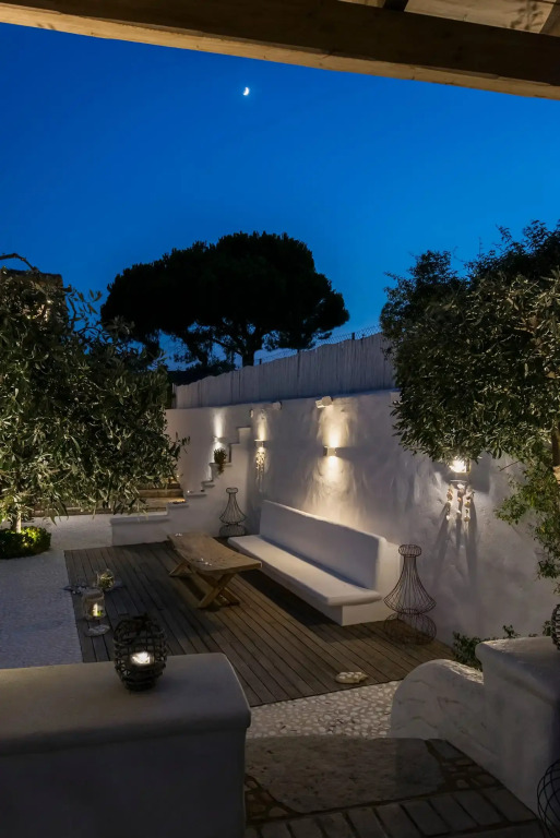 Amelia Villa Collection