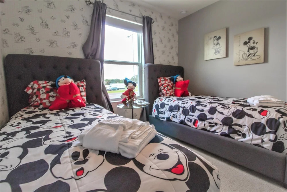 Compass Bay 3133