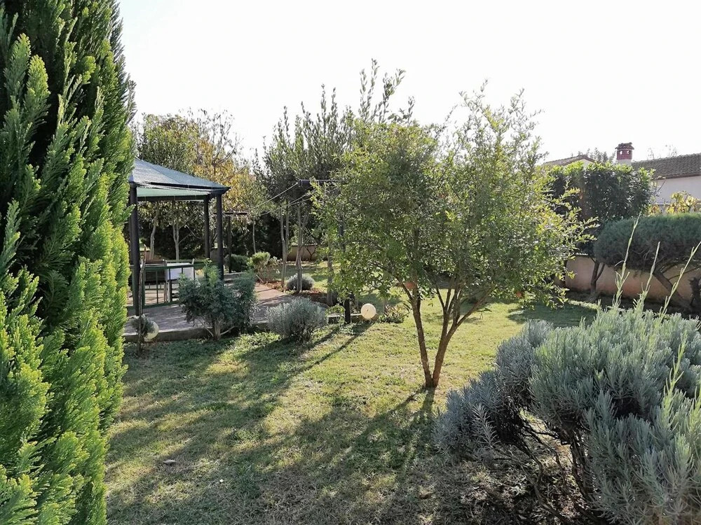 House With 4 Bedrooms in Bale, With Wonderful City View, Enclosed Garden and Wifi Near the Beach