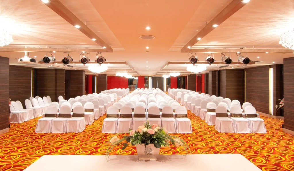 Grand Lord Boutique Hotel -Srinakarin