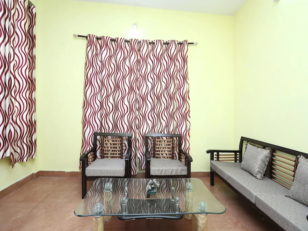 OYO 12487 Home2BHK Clock Tower Mussoorie