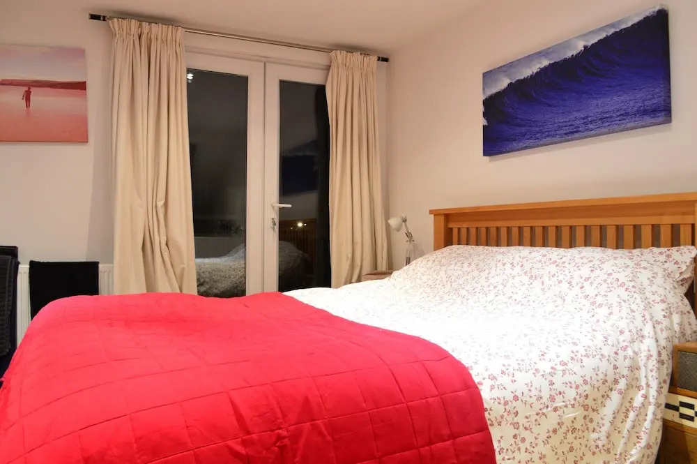 Spacious 2 Bedroom House Close to Notting Hill
