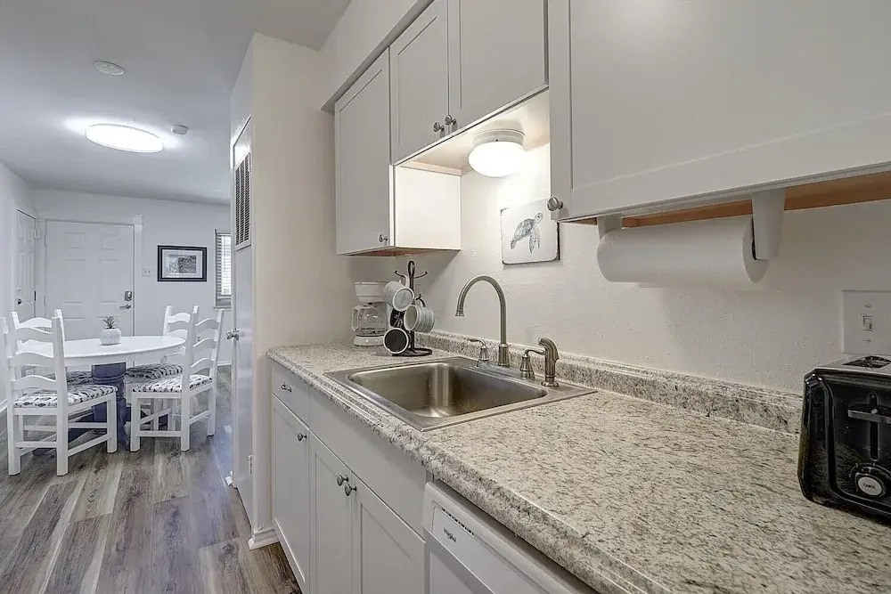 Sweet Escape 1 Bedroom Condo by Redawning