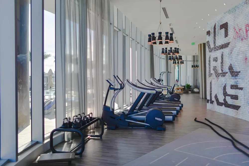 Luxury Condo wOcean Views close to Beach