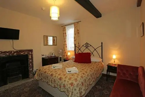 The George Hotel