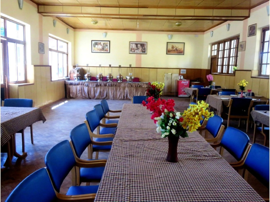 Hotel Abu Palace