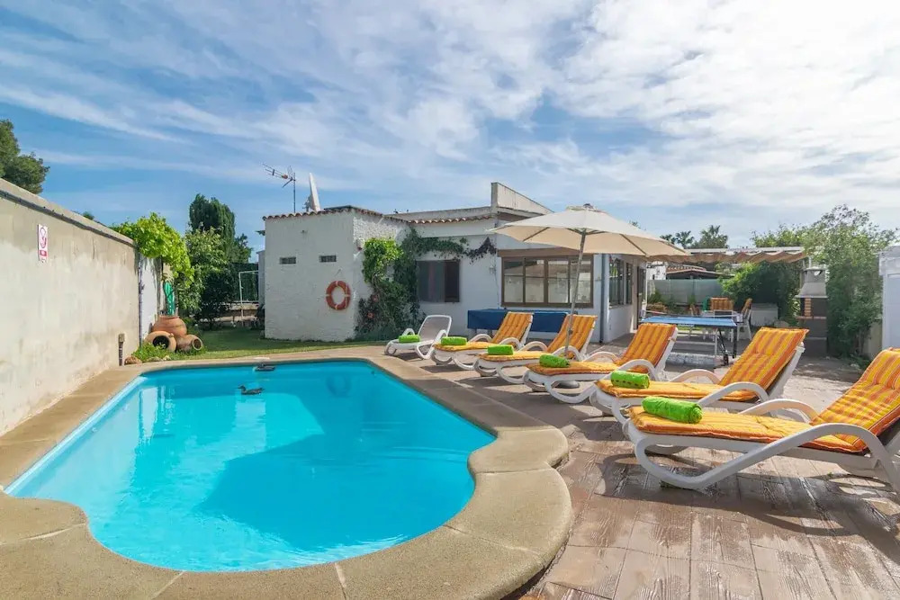 Villa in Alcudia With Pool & Near Beach