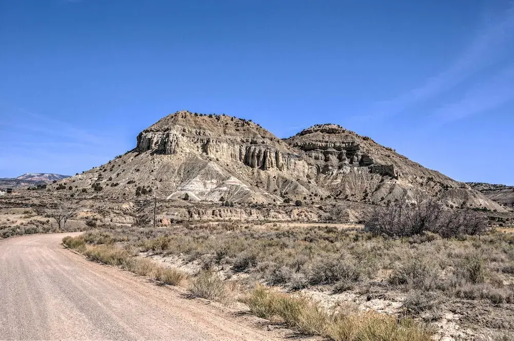 Cozy Home w/ Canyon Views: 2 Mi to Grand Staircase