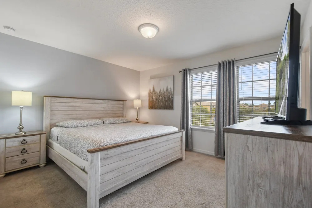Special Offer Elegant Villa Close to Disney World