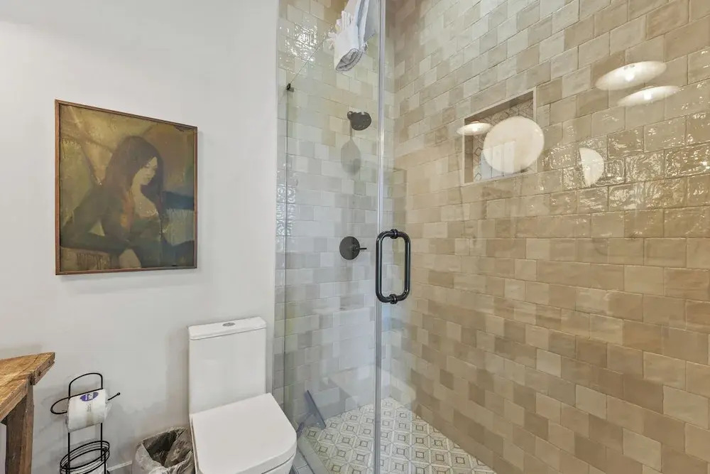 Ebb and Glow Retreat by Ryson Vacation Rentals