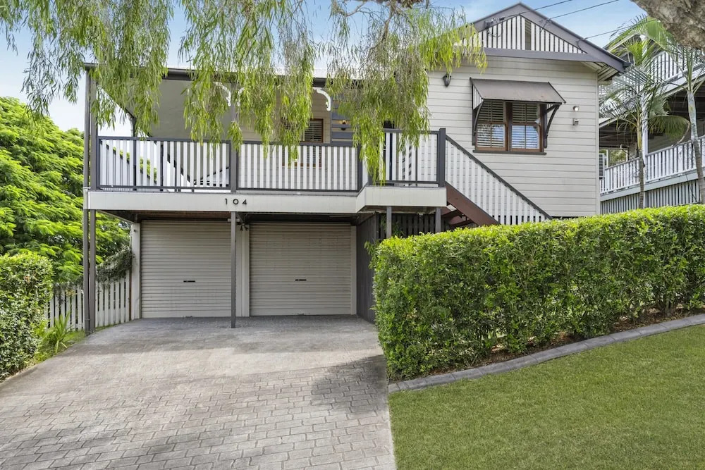 Relaxing Stay Near Brisbanes Cultural Heart