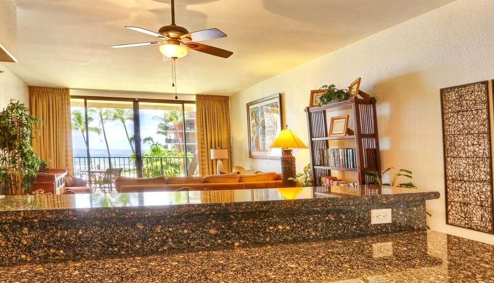 K B M Resorts- Ks-258 Ocean-front Views, 2Bd Large Floorplan, Steps to Pools and Beach!