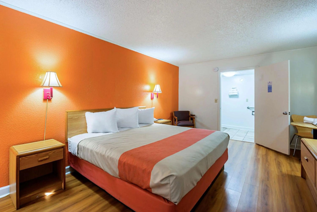 Motel 6-Perry, GA