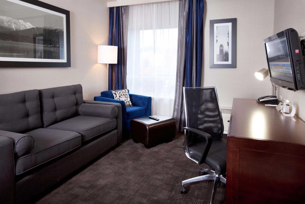 Sandman Signature Langley Hotel