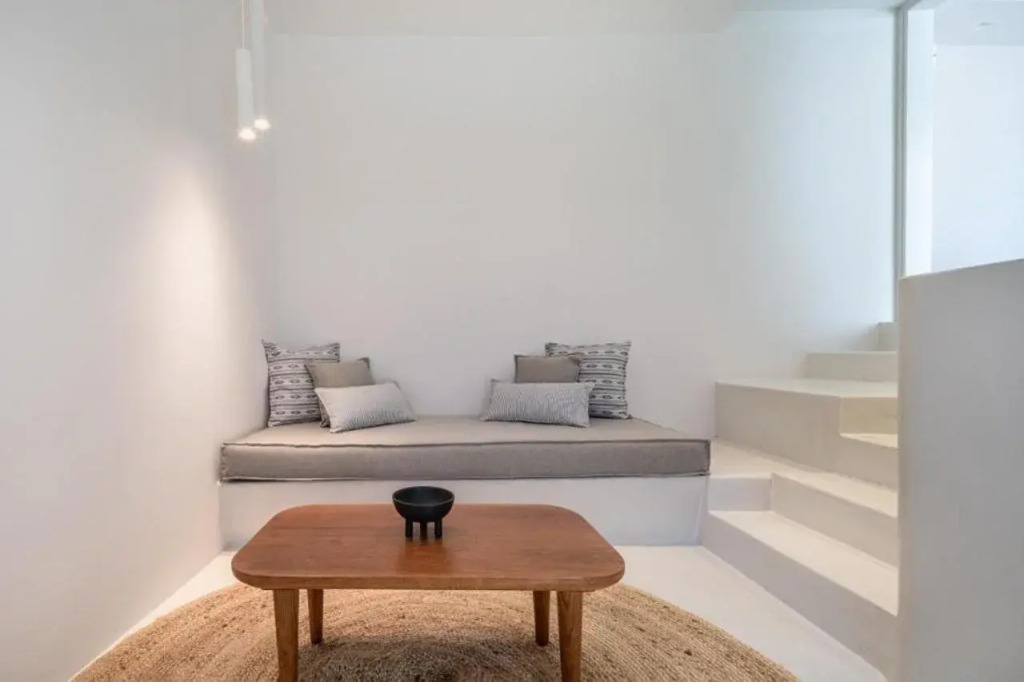 Akra Suites & Spa