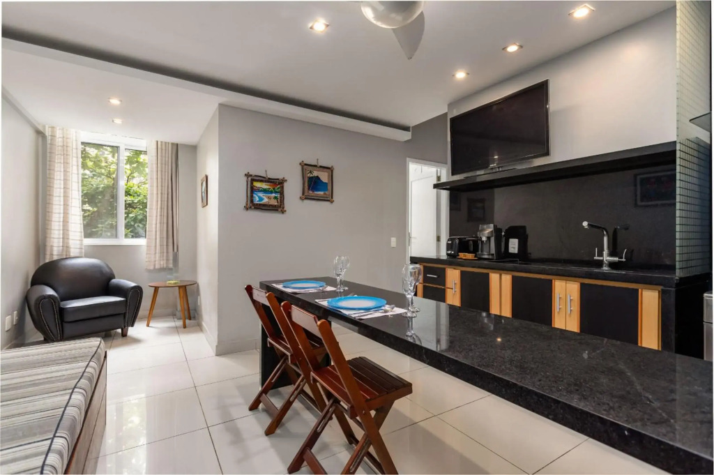 Moderno - Copacabana - 1 Quarto - JN301