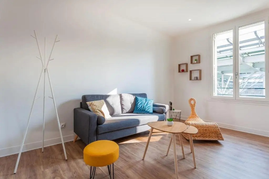 Grand appartement moderne à proximité de la gare