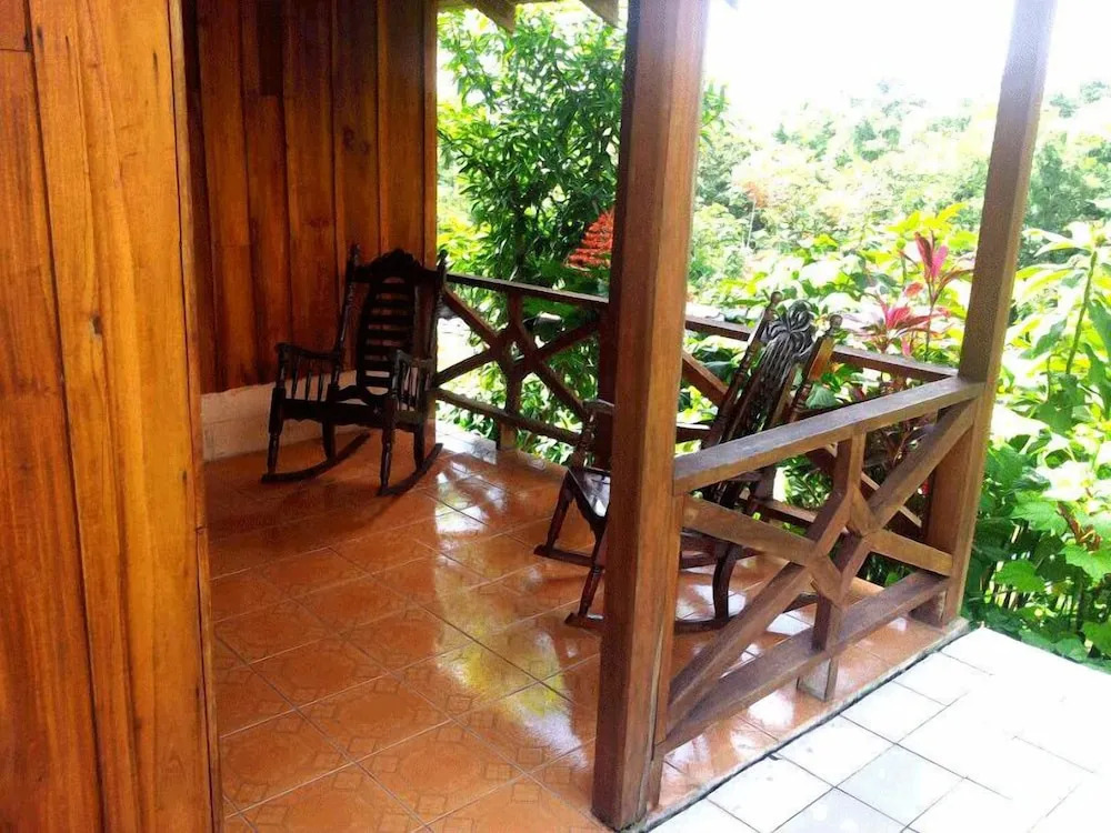Cabinas La Catarata