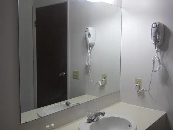 Select Inn