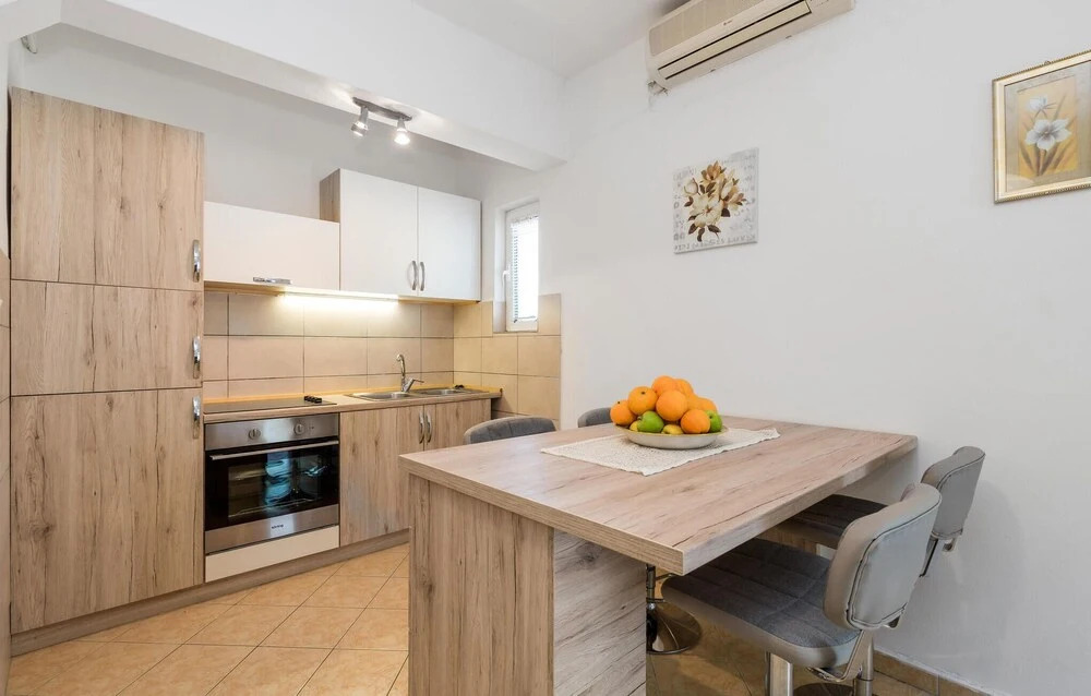 Nice Home in Kampor With Wifi and 1 Bedrooms