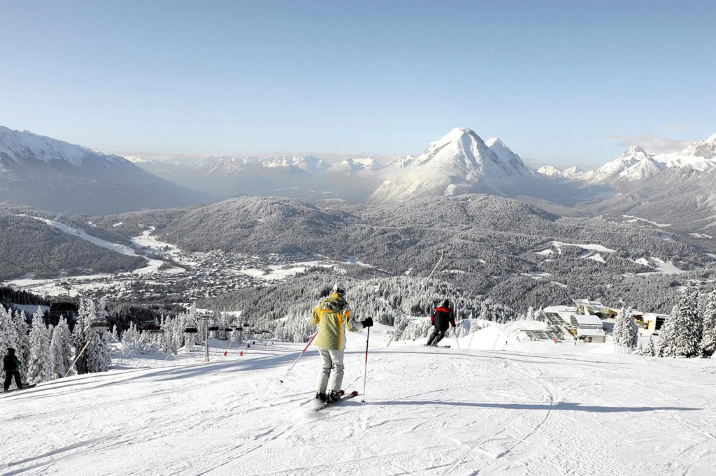 The Seefeld Retreat - Central Family Friendly Chalet - Mountain Views