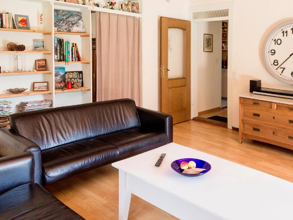Des Alpes - Two Bedroom No.2