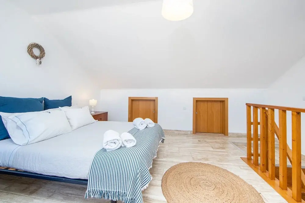 Caparica Beach Apartment by HOST-POINT