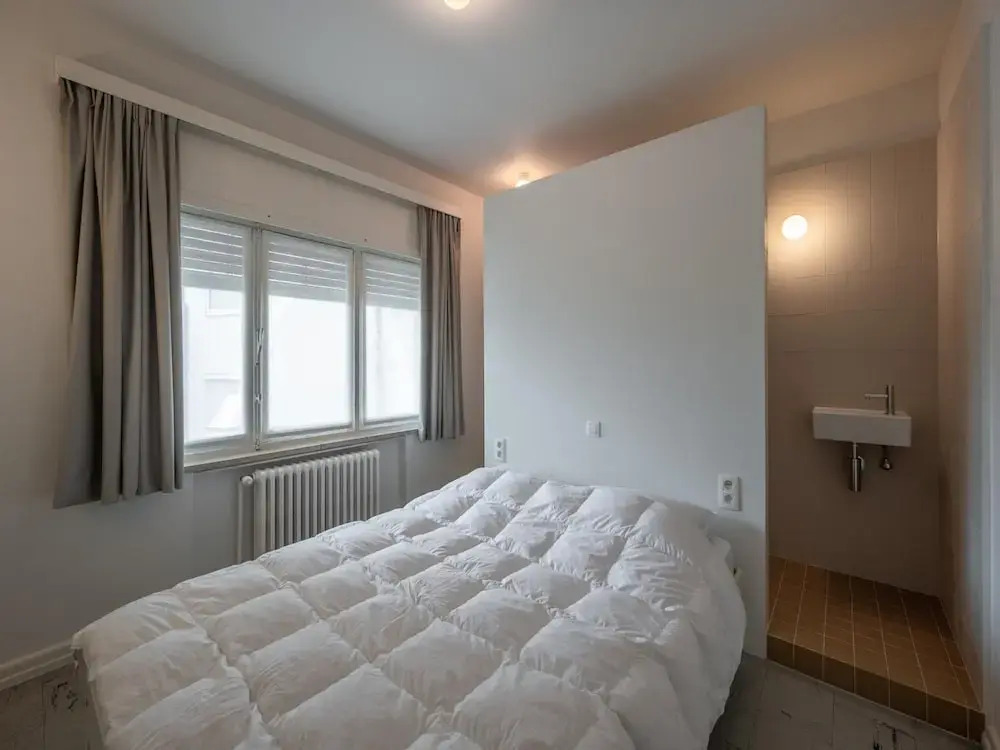 Apartment in Duinbergen by the Sailing School