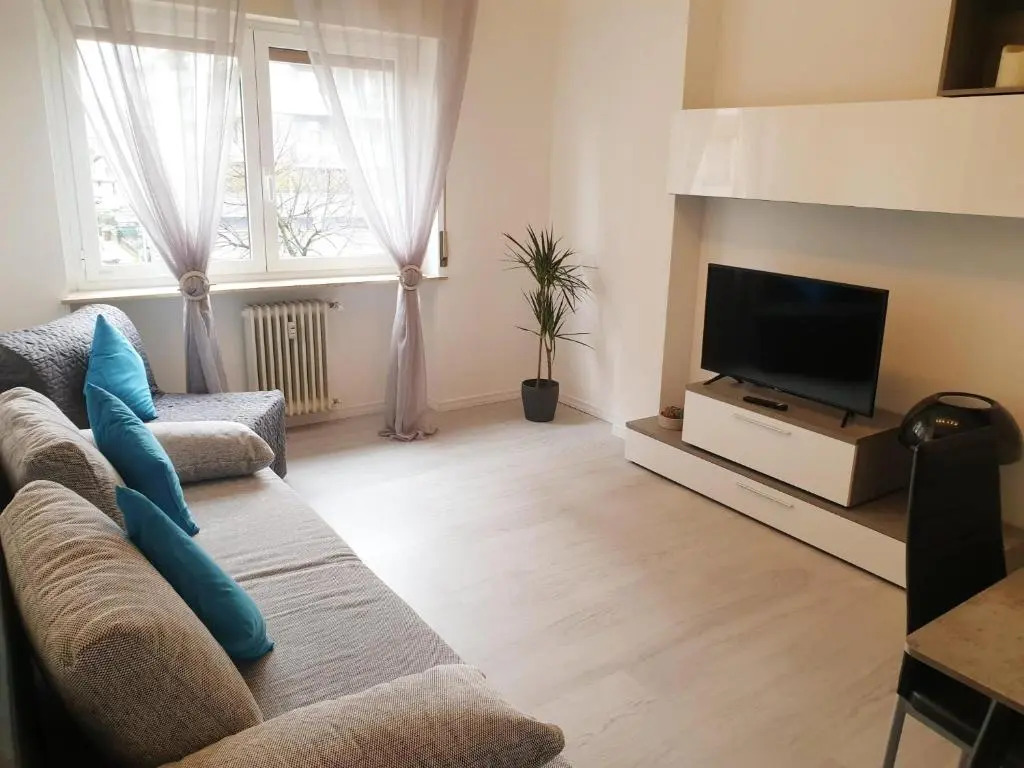 J&M HOUSE -Fronte Ospedale- INCLUSO NETFLIX E DISNEY PLUS