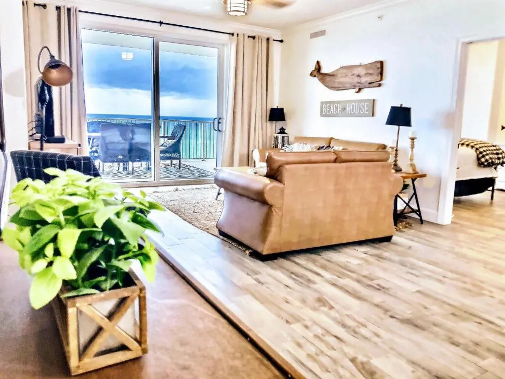 Barefoot Bliss - beachfront condo - sleeps 14