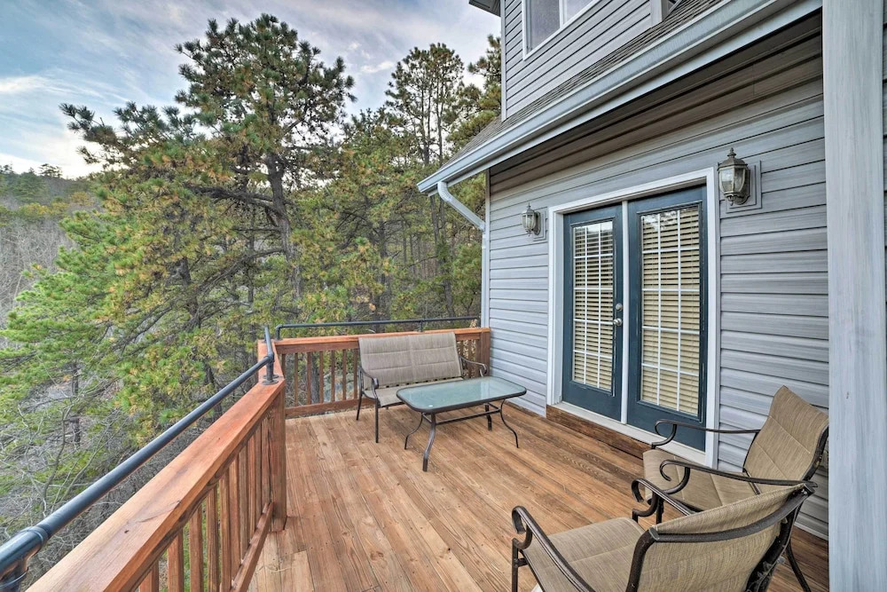 Family-friendly Massanutten Home w/ Slope Views!